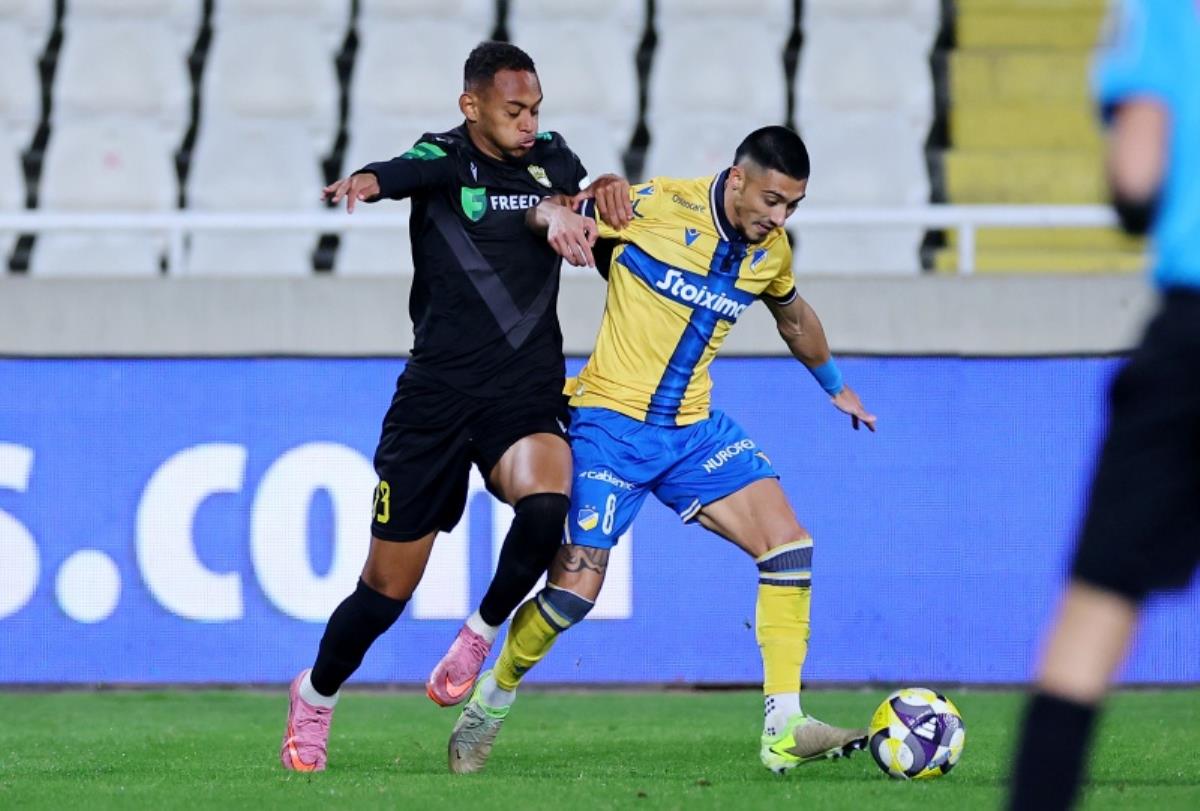 Δεν μπορούσε να το πιστέψει ο παίκτης του ΑΠΟΕΛ… (ΦΩΤΟΓΡΑΦΙΕΣ)