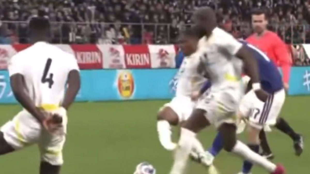 Φρικιαστικός τραυματισμός στο Γκάνα-Ιαπωνία – Σοκαριστικές εικόνες (ΒΙΝΤΕΟ)