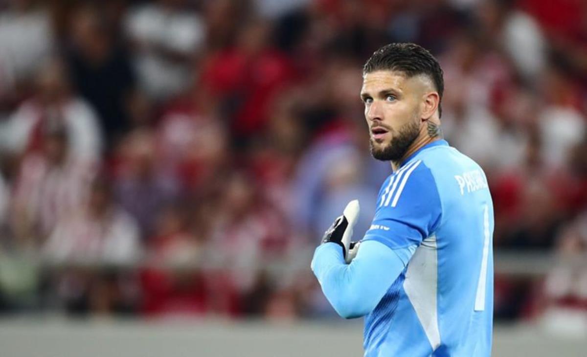 Ολυμπιακός-Πασχαλάκης: Τι αναφέρει ο κανονισμός της UEFA σε περίπτωση αλλαγής τερματοφύλακα