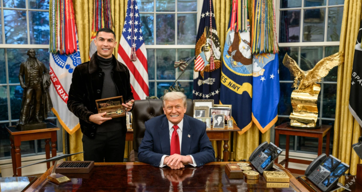 Το ιδιαίτερο δώρο του Τραμπ στον Κριστιάνο -Το προσφέρει μόνο σε εκλεκτούς καλεσμένους του