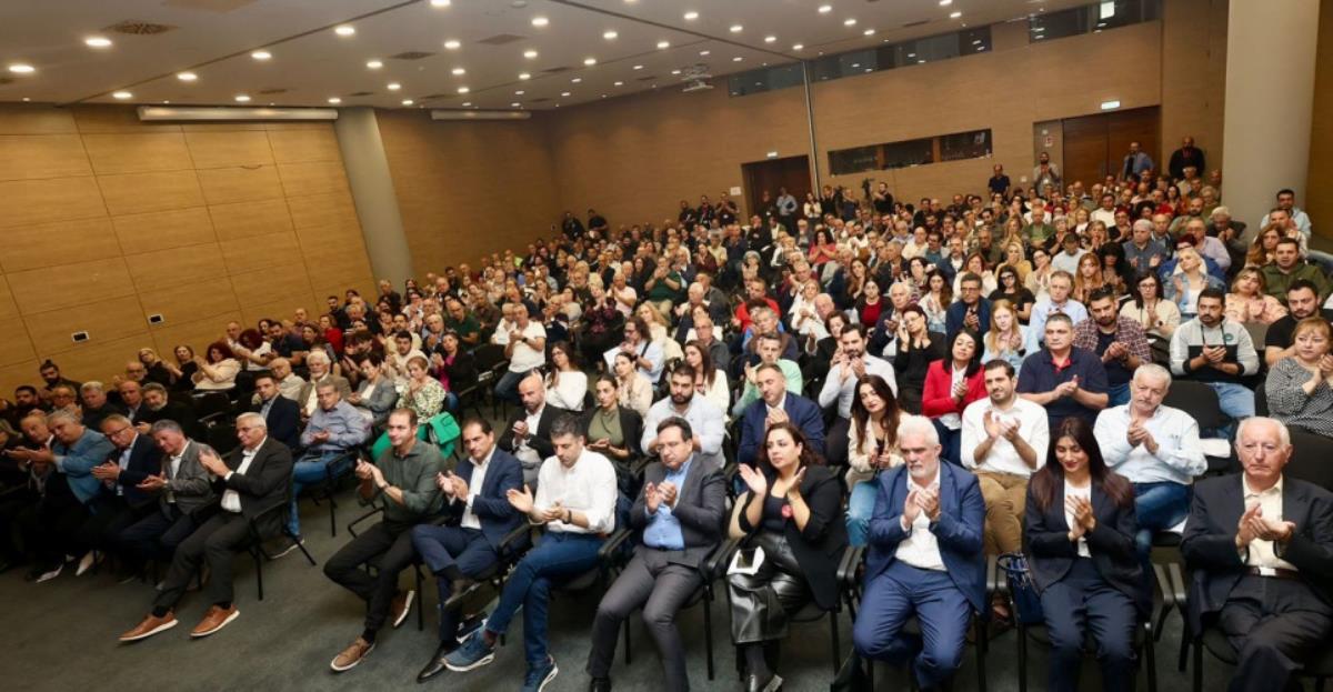 Αυτοί είναι οι 19 υποψήφιοι του ΑΚΕΛ για την επαρχία Λευκωσίας – Στο ψηφοδέλτιο δημοσιογράφος και πρόεδρος Σωματείου