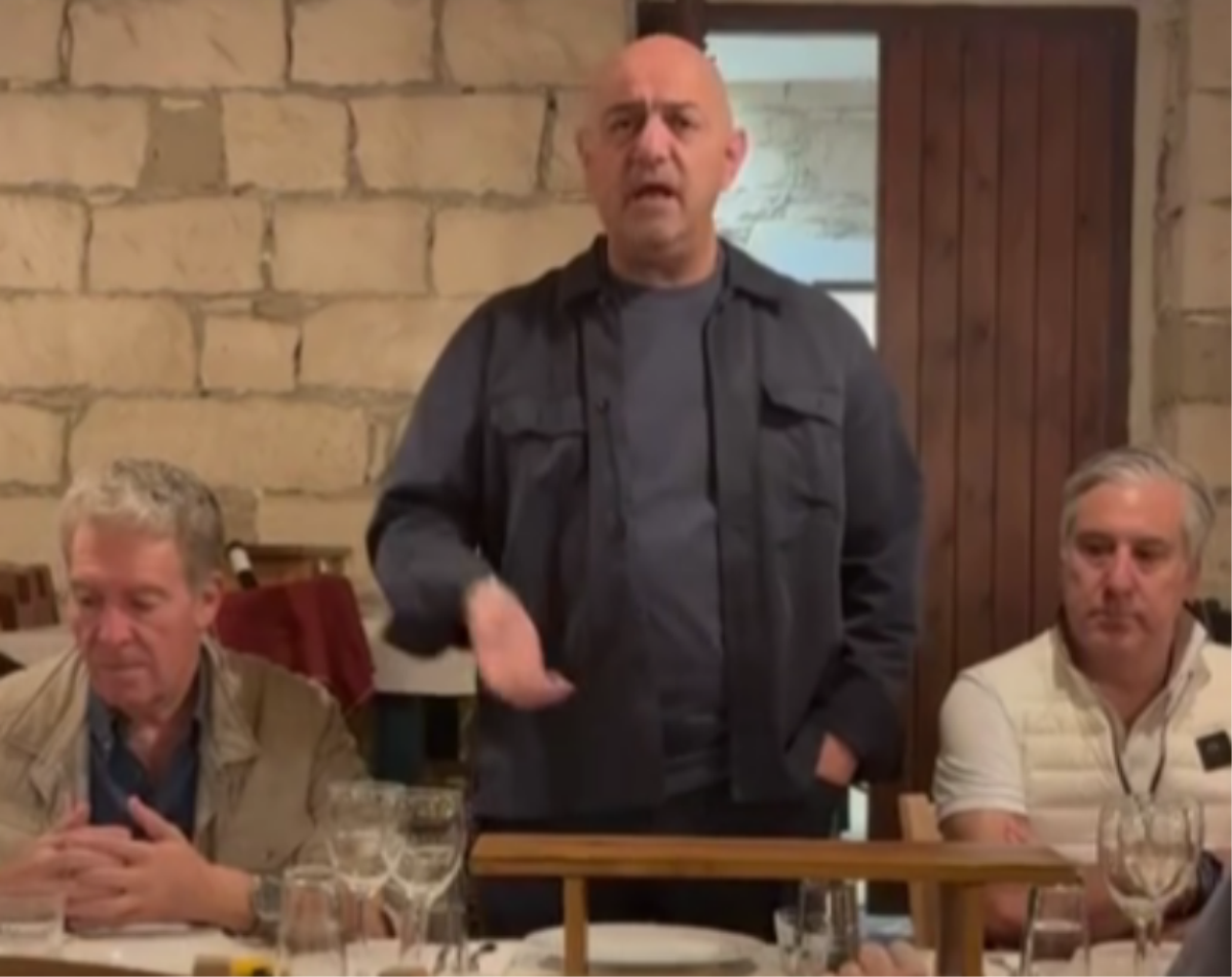 Κάλεσμα Λοϊζίδη στον κόσμο για μαζική παρουσία στο Κύπρος-Αυστρία (ΒΙΝΤΕΟ)