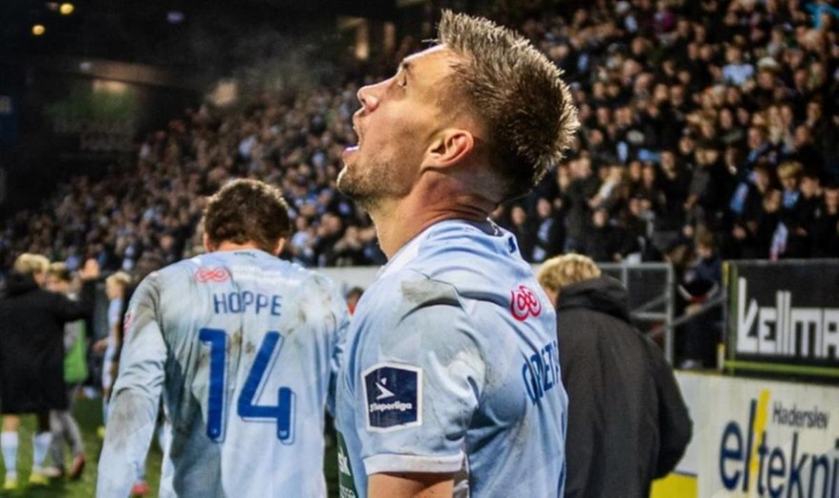 Πήρε το διπλό με γκολ Ίνγκασον η Ισλανδία και πλησίασε στον στόχο της!