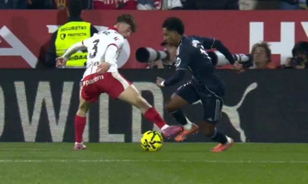 ΒΙΝΤΕΟ: Φωνάζει για πέναλτι η Ρεάλ-Τι δήλωσε ο Αλόνσο και οι καυστικές τοποθετήσεις στο Real Madrid TV