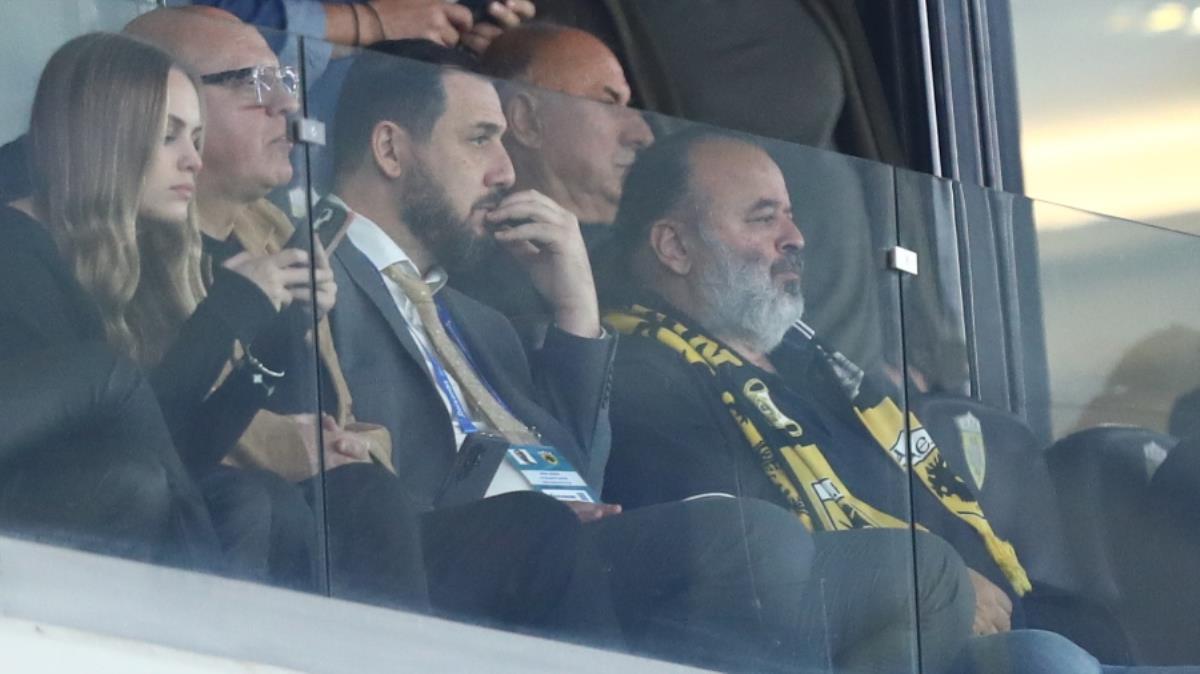 «Εμείς κινούμαστε με πράξεις κι όχι με μεγάλα λόγια ή εντυπωσιακές φούσκες»