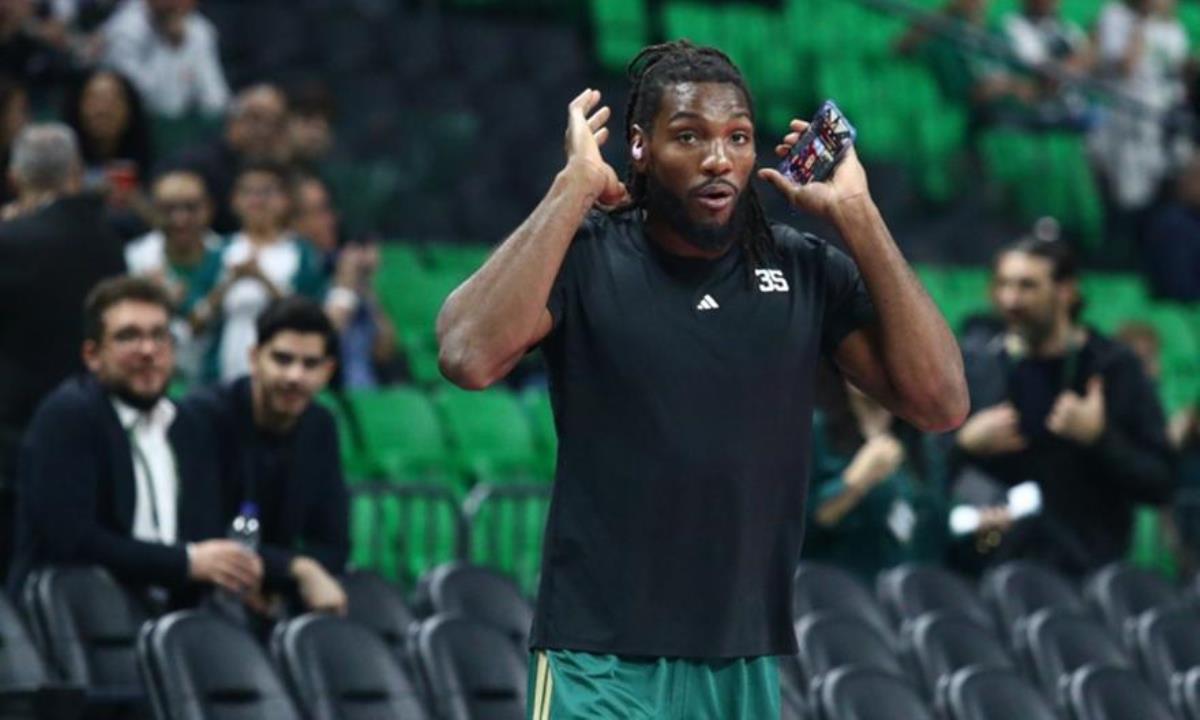 Τρέλα για τον Manimal: Ο Φαρίντ αποθεώθηκε από τους φίλους του Παναθηναϊκού (BINTEO)