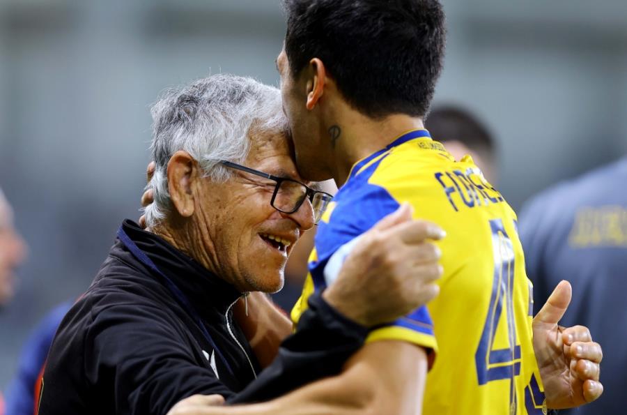 ΑΕΛ: Δυνατό ΣΚΗΝΙΚΟ με Φορεστιέρι και Κακουλλή μετά το 2-0 – ΦΩΤΟΓΡΑΦΙΕΣ