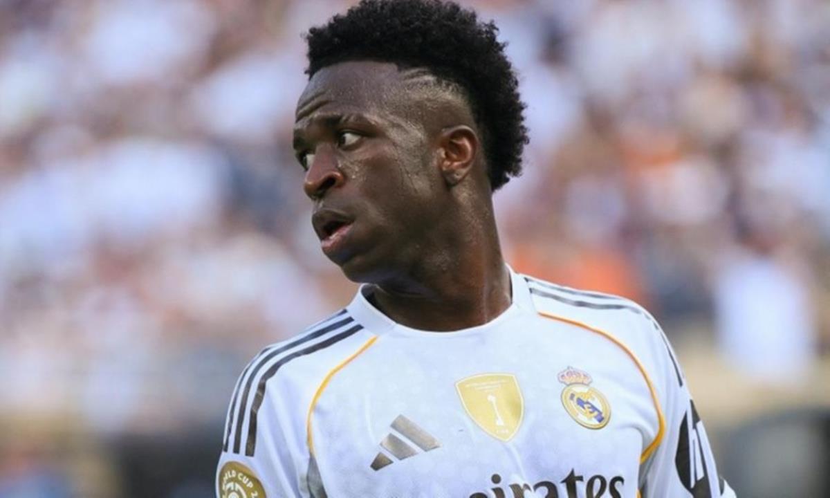 Αποδοκιμάστηκε ΕΝΤΟΝΑ στο «Μπερναμπέου» ο Βινίσιους – ΔΙΕΓΡΑΨΕ τη φωτο προφίλ του με τη Ρεάλ στο Instagram! (ΒΙΝΤΕΟ – ΦΩΤΟΓΡΑΦΙΑ)