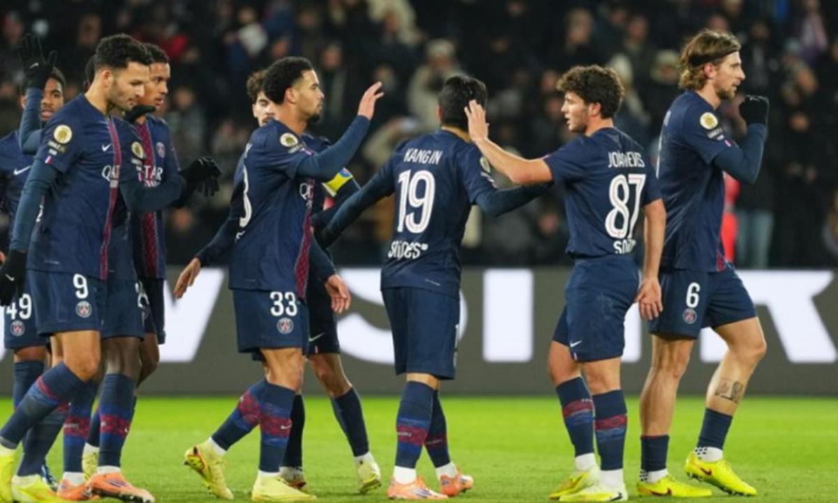 Νίκησε χωρίς να… ιδρώσει η Παρί Σεν Ζερμέν και πάτησε ξανά κορυφή (ΑΠΟΤΕΛΕΣΜΑΤΑ)