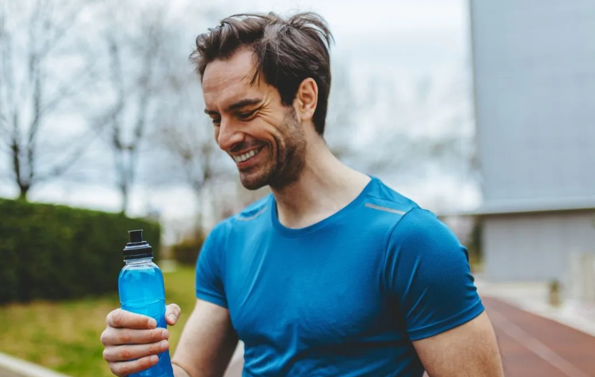 Φιάξε το δικό σου ισοτονικό στο σπίτι με μόλις 4 υλικά