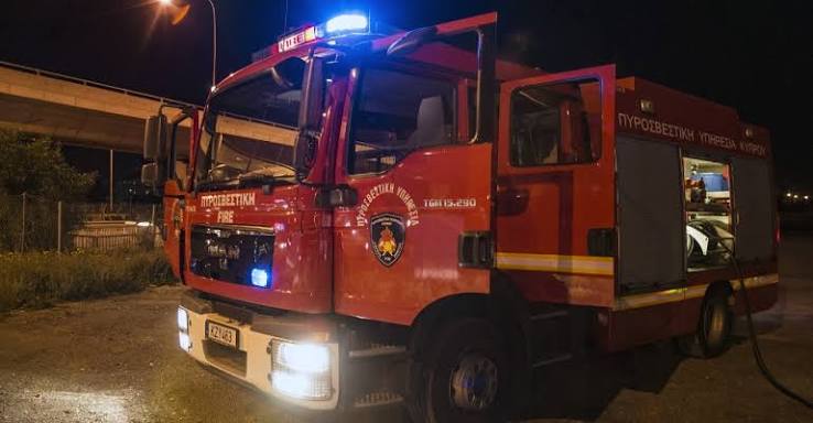 Συναγερμός στην Επαρχία Λευκωσίας - Στις φλόγες όχημα εν κινήσει - Δείτε φωτογραφία