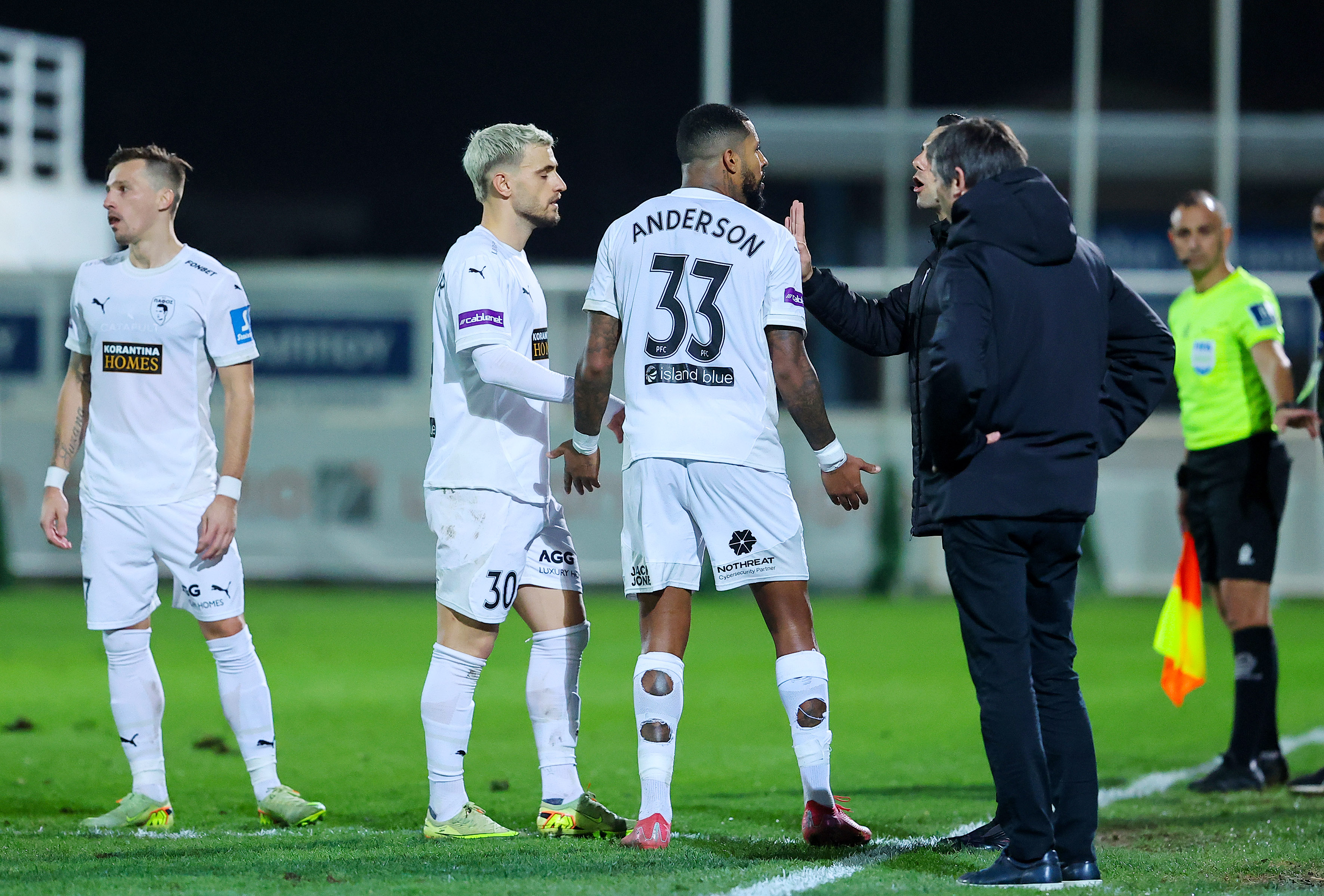 Ολυμπιακός, ΑΕΚ, Εθνικός!