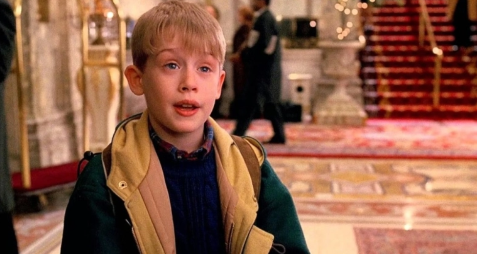 Οι 3 μεγάλες γκάφες στο Home Alone που... βγάζουν μάτι (BINTEO)