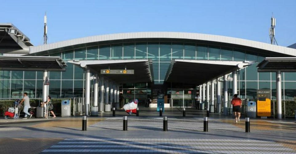 SOS για τους ταξιδιώτες: 45 ακυρώσεις πτήσεων στη Λάρνακα λόγω Μέσης Ανατολής - Τι πρέπει να γνωρίζετε