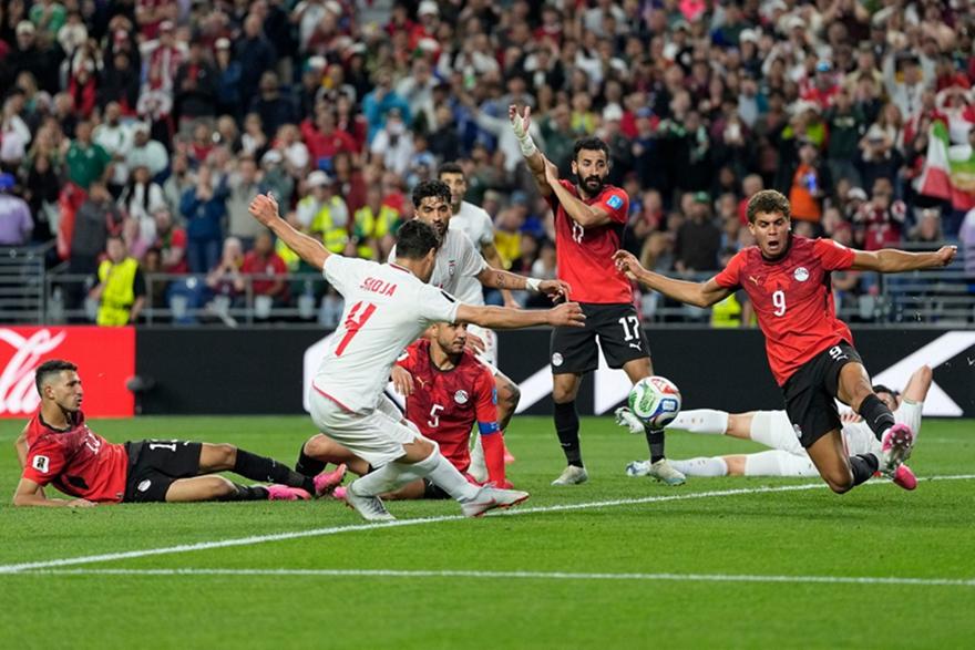 Αίγυπτος-Ιράν 1-1: Πρόκριση για τους «Φαραώ», περιμένει το Ιράν