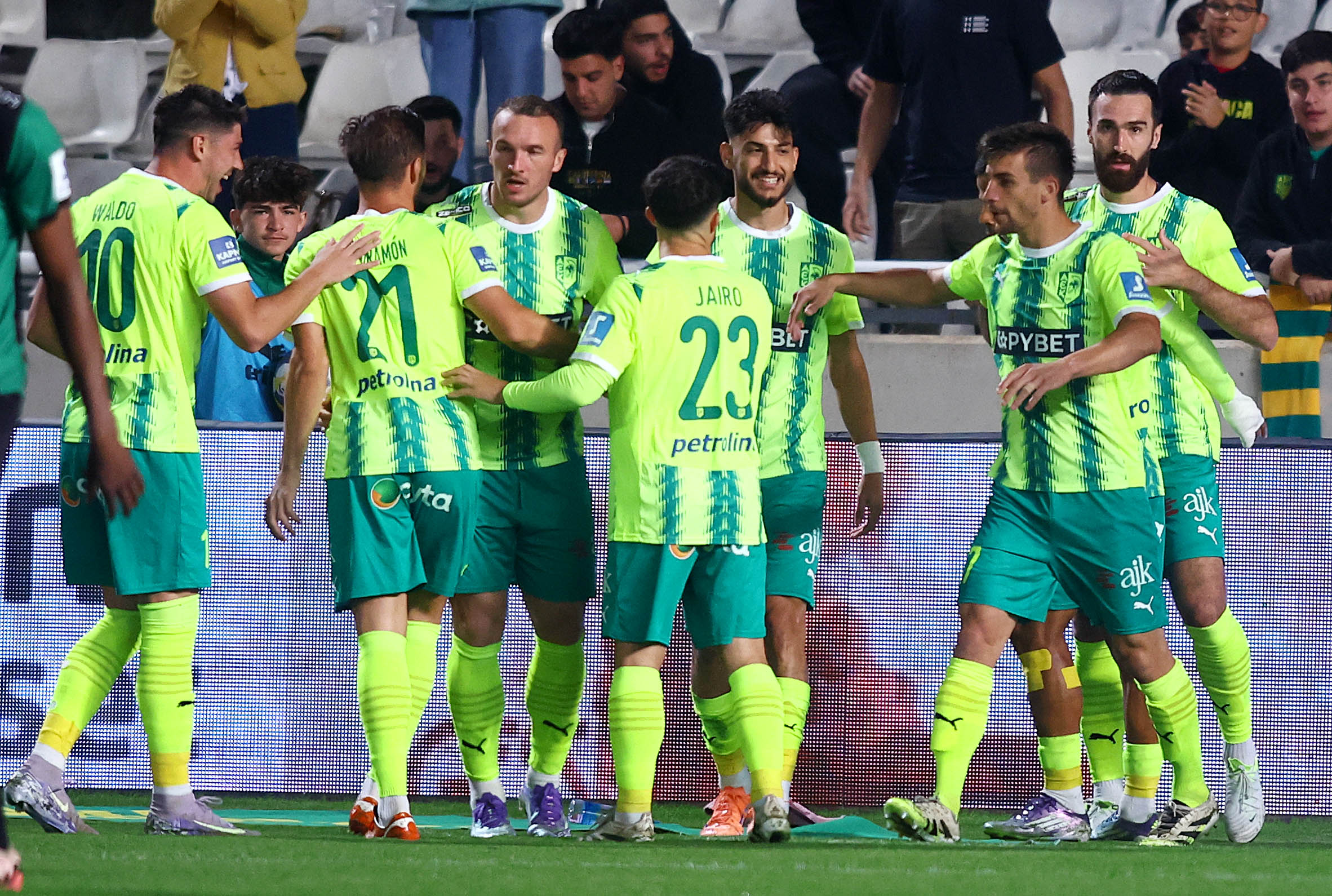 ΑΕΚ–ΟΛΥΜΠΙΑΚΟΣ: Τεσσάρα στο... άψε-σβήσε