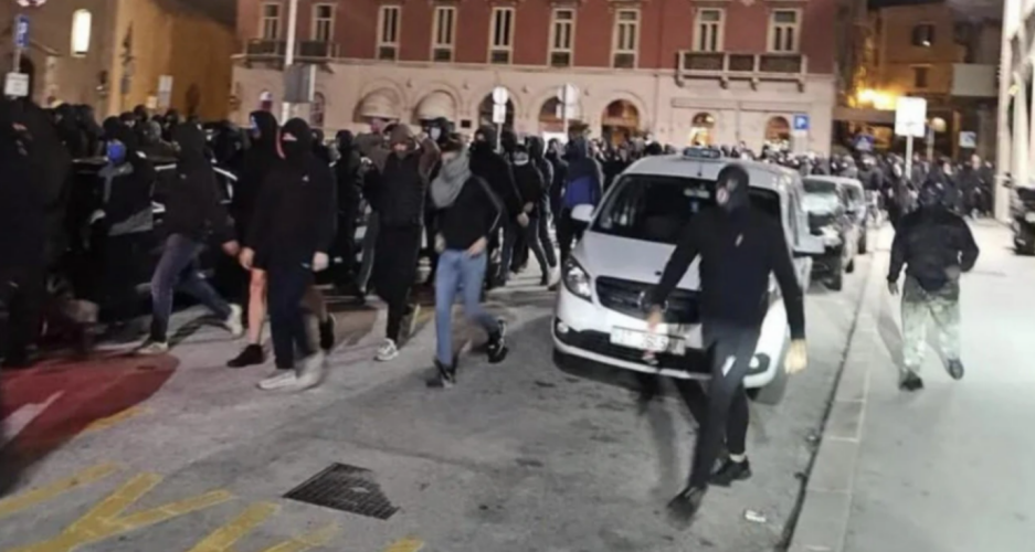 ΑΓΡΙΑ επεισόδια μεταξύ οπαδών Χάιντουκ και Αγιαξ - «Εχουμε ζήσει παρόμοια πράγματα στην Αθήνα» (ΒΙΝΤΕΟ)