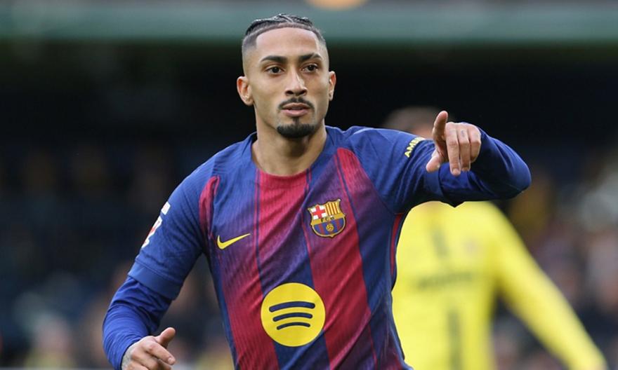 Νικητής στα Globe Soccer Awards για τον παίκτη του 2025 στη La Liga ο Ραφίνια - Σάρωσε τα βραβεία η Μπαρτσελόνα!