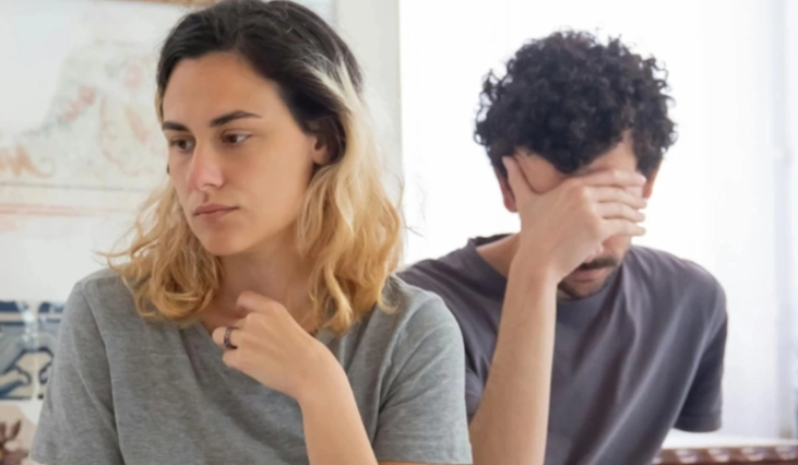 8 φράσεις που προδίδουν ότι βρίσκεσαι σε μια δυστυχισμένη σχέση