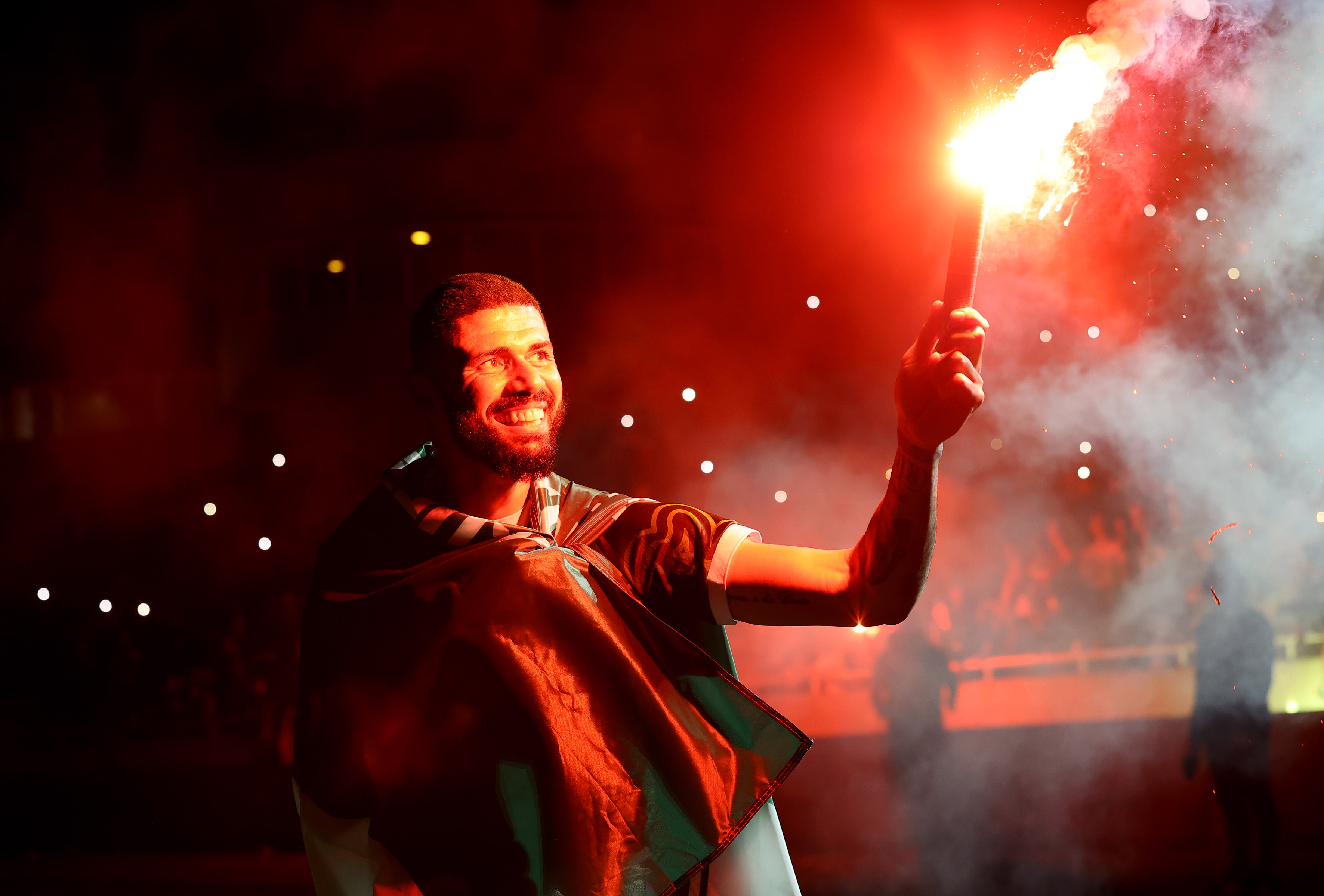 «Σείστηκε» το ΓΣΠ για τον Φαμπιάνο – Δείτε τη συγκλονιστική στιγμή που φιλάει το Τριφύλλι! (ΒΙΝΤΕΟ)