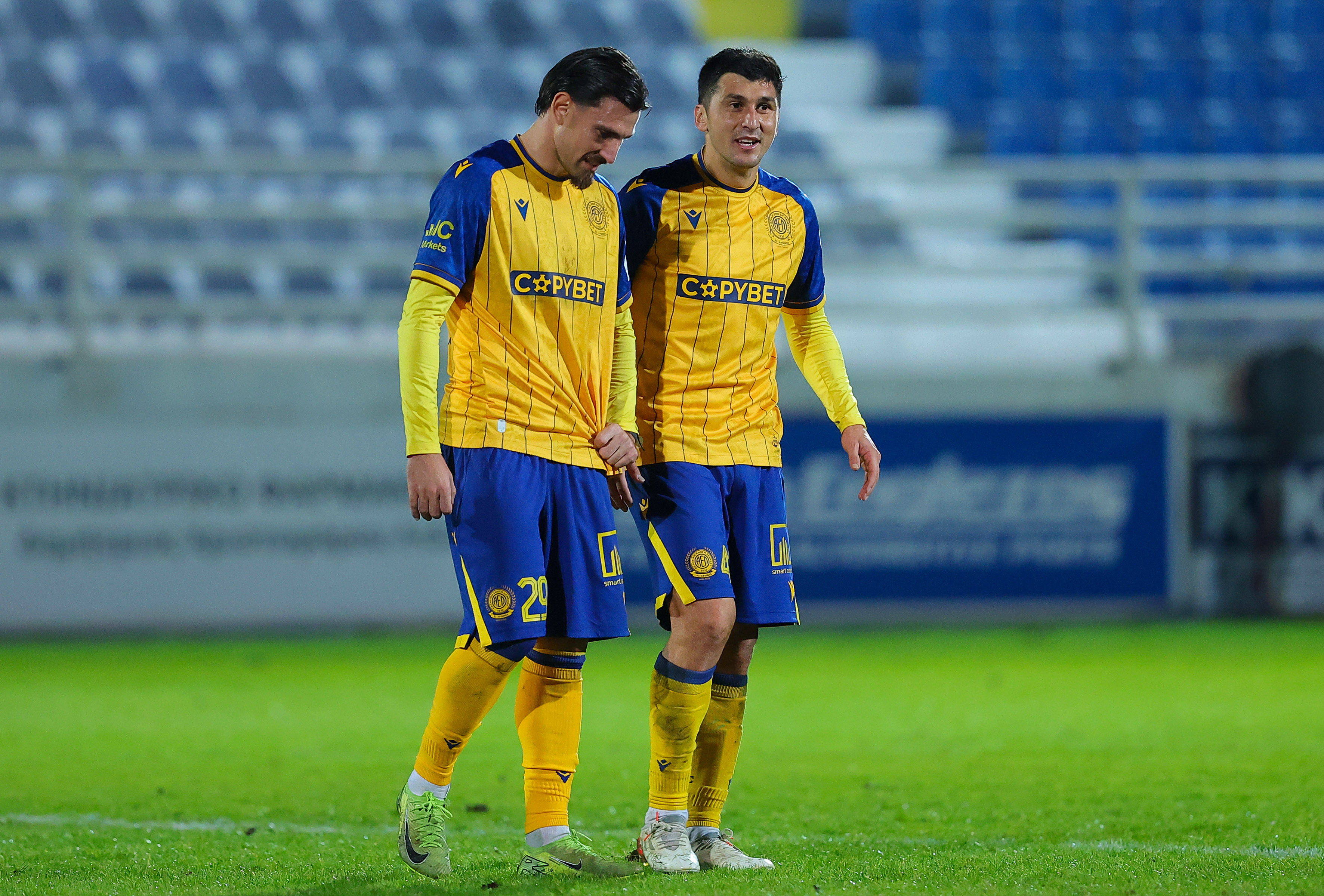 ΝΤΕΜΠΟΥΤΟ για αρκετούς...