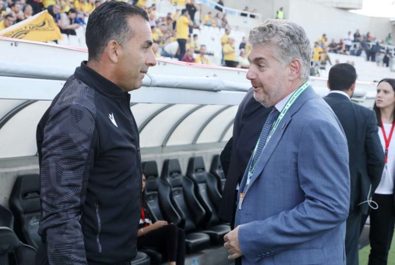 ΣΩΦΡΟΝΗΣ: Η διαχωριστική γραμμή στην Ομόνοια και η απαίτηση του Παπασταύρου (ΒΙΝΤΕΟ)