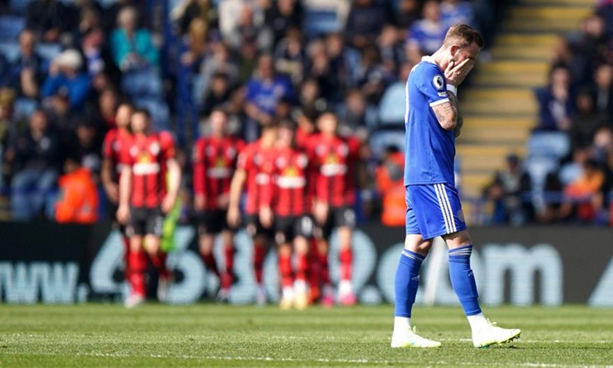 Βυθίζεται η Λέστερ, μπλέκει η Νότιγχαμ – Συνεχίζει το κυνήγι η Τότεναμ!