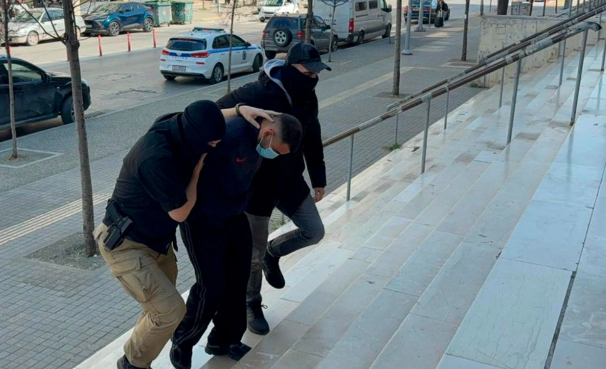 Θεσσαλονίκη: Άλλαξε την κατάθεσή του ο 23χρονος οπαδός του Άρη-«Δικό μου το μαχαίρι»- Γνώριζε το θύμα