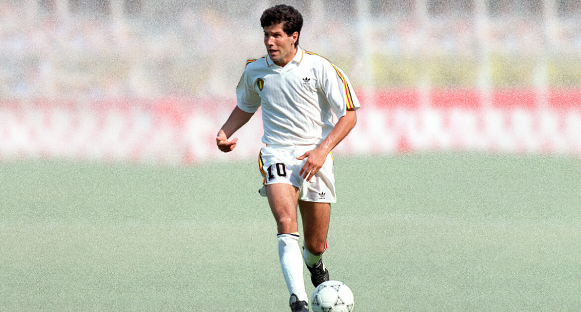 Έντσο Σίφο: Στη σφαίρα του ημιτελούς