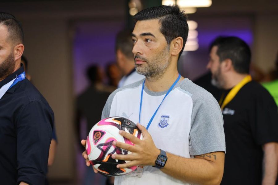 «Ανακοινώνεται επιθετικός - Υπάρχει εξαιρετική περίπτωση για άμυνα»