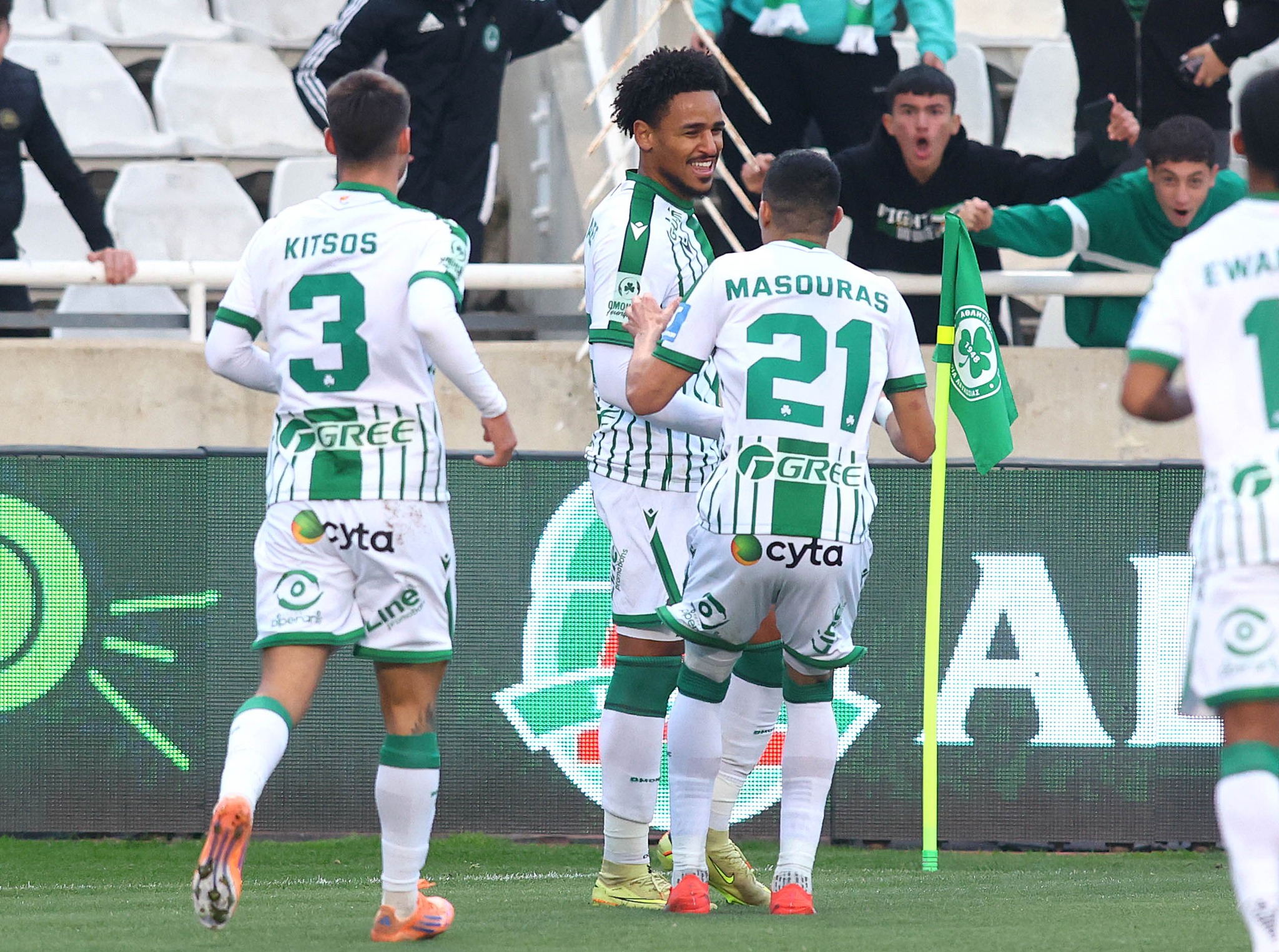 ΟΜΟΝΟΙΑ: Έφτασε διψήφιο αριθμό τερμάτων ο Μαέ