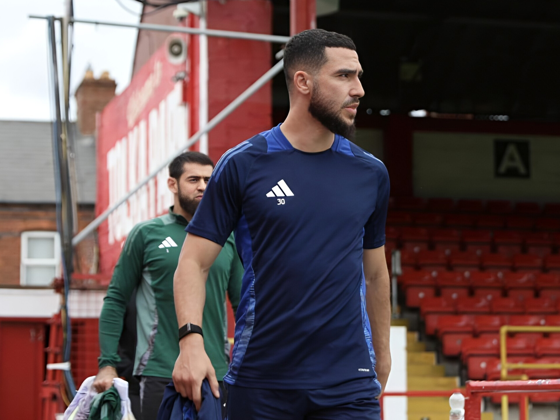 Δημοσίευμα: «Απέρριψε προτάσεις από ΑΠΟΕΛ και Άρη» Δημοσίευμα: «Απέρριψε προτάσεις από ΑΠΟΕΛ και Άρη»