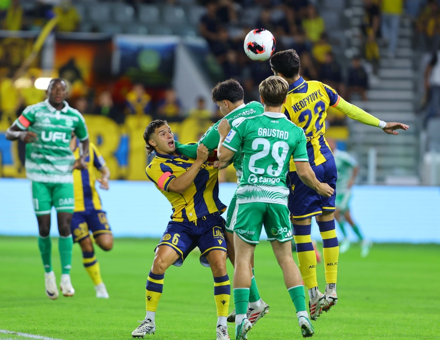 LIVE: ΑΕΛ-Άρης (Α' Ημίχρονο - 0-1)