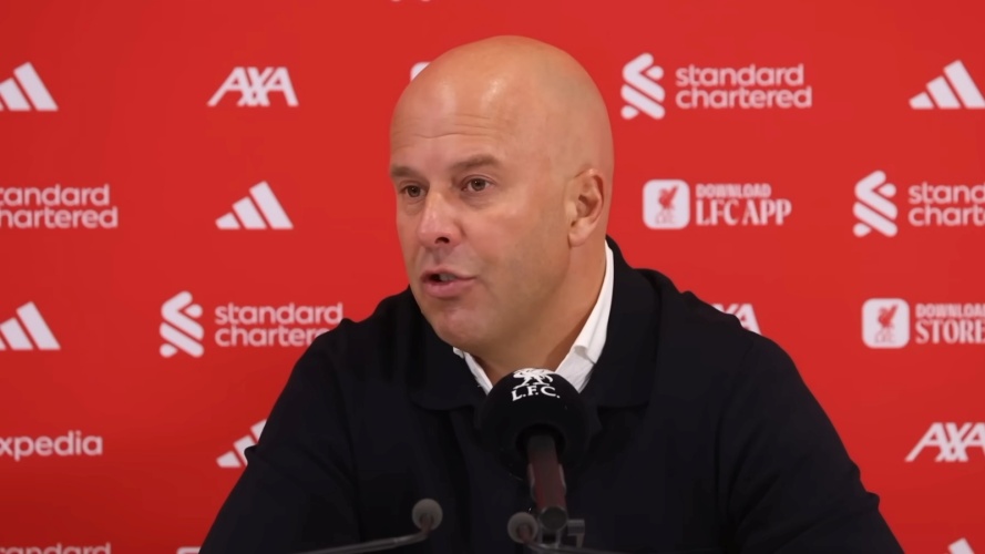 Ο Σλοτ είναι... αλλού: «Το μέλλον της Λίβερπουλ διαγράφεται λαμπρό»