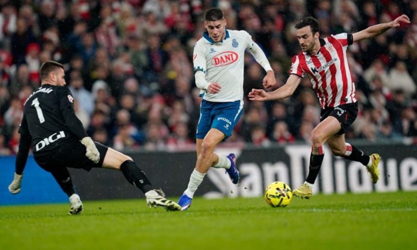 ΤΡΟΜΑΖΕΙ η Εσπανιόλ - Πέρασε και από το Σαν Μαμές για την 5η σερί νίκη της!