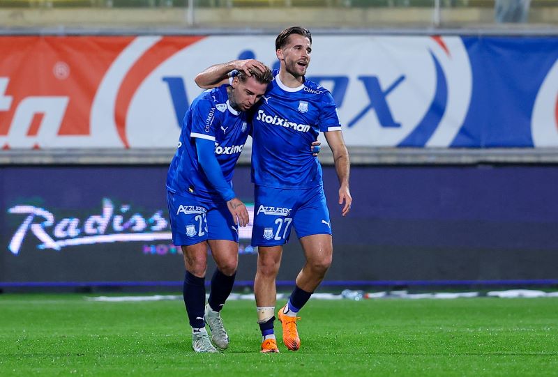  Tους τρέλανε ξανά το παλικάρι με τα τατουάζ! 