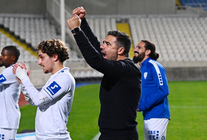 ΣΑΤΣΙΑΣ: «Είμαστε μια ομάδα που χαίρεσαι να τη βλέπεις - Οι παίκτες μου δεν σταμάτησαν λεπτό να πιστεύουν ότι θα προκριθούν»