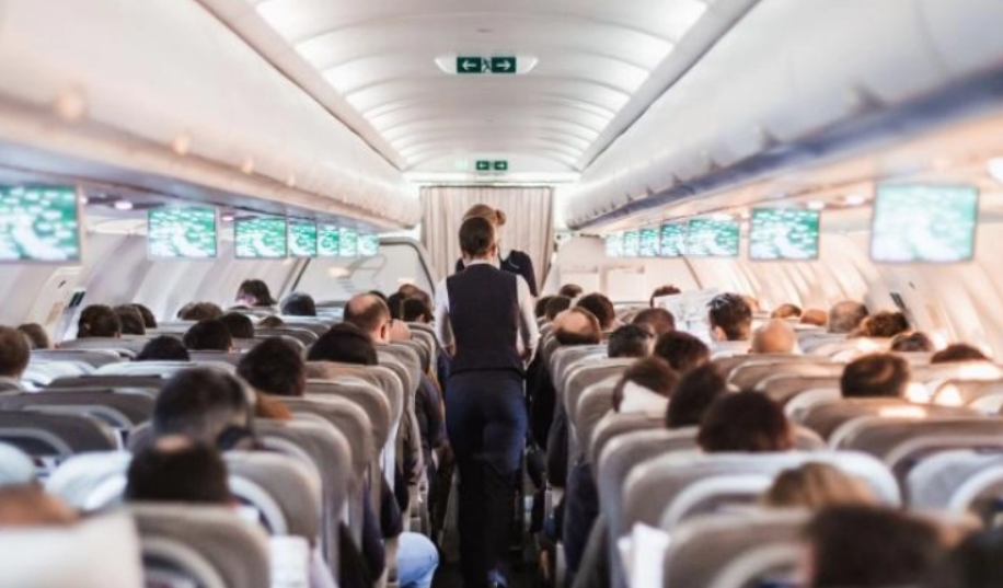 Το χειρότερο σημείο για να αφήνει κάποιος το μπουφάν του στο αεροπλάνο