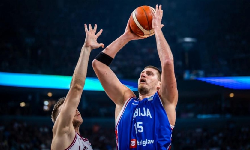 EuroBasket 2025: Ραψωδία Γιόκιτς και νίκη της Σερβίας κόντρα στη Λετονία EuroBasket 2025: Ραψωδία Γιόκιτς και νίκη της Σερβίας κόντρα στη Λετονία