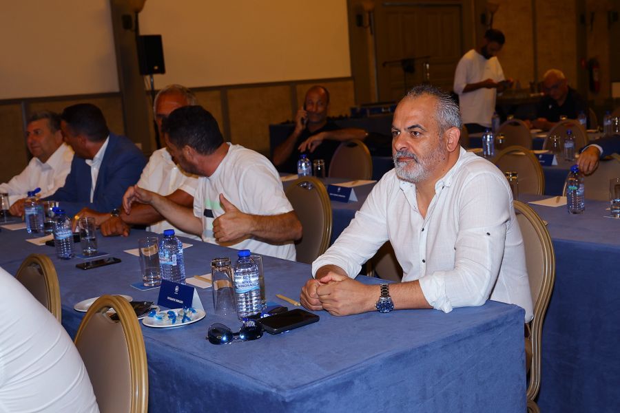 «Ίσως τις επόμενες ώρες η ανακοίνωση του προπονητή»