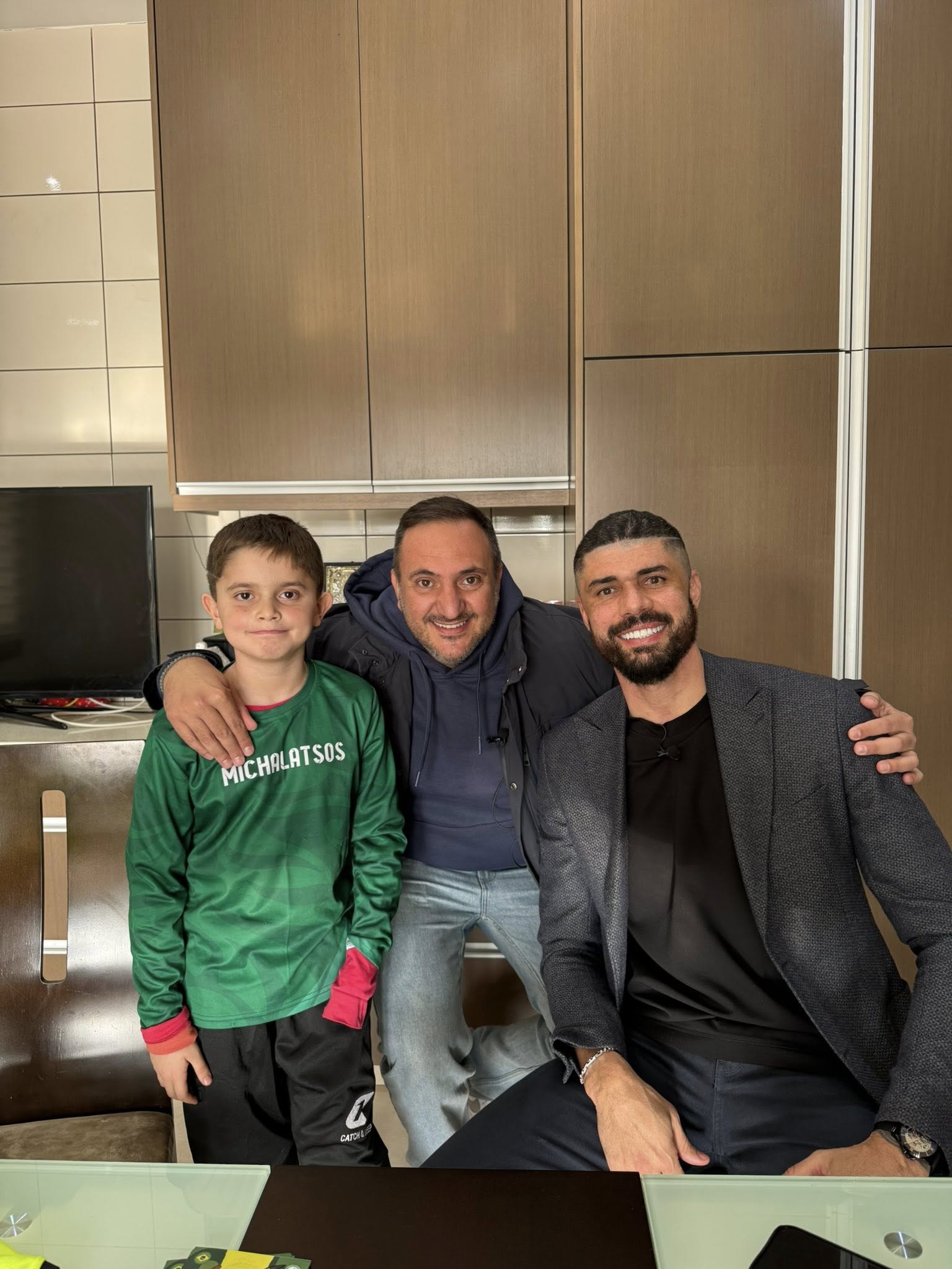 ΤΟ ΜΕΓΑΛΕΙΟ ΤΟΥ ΦΑΜΠΙΑΝΟ: Η μεγάλη έκπληξη στον 9χρονο Μιχάλη (ΦΩΤΟΓΡΑΦΙΕΣ)