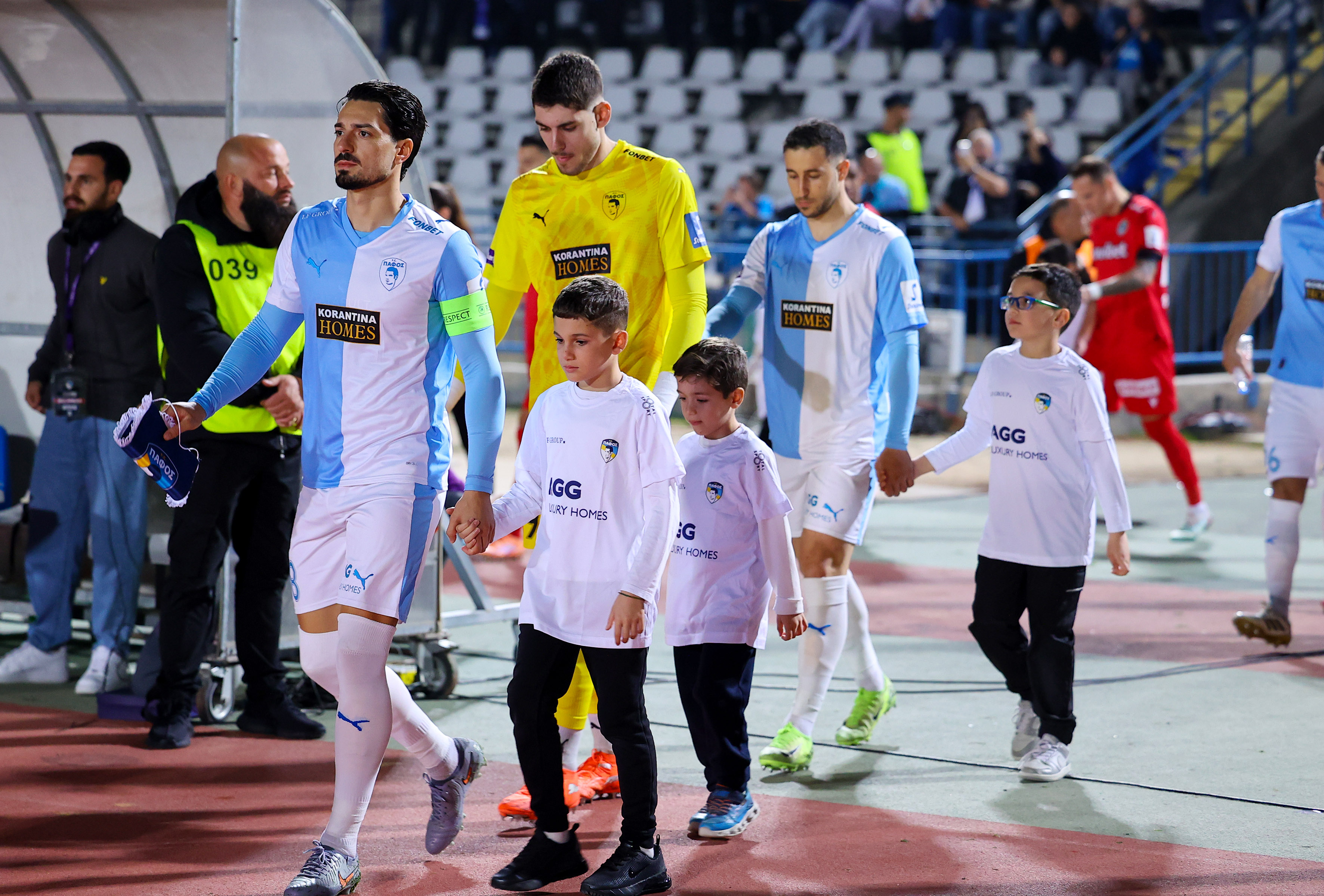 &Beta;&Iota;&Nu;&Tau;&Epsilon;&Omicron;: &Tau;&omicron; &gamma;&kappa;&omicron;&lambda; &tau;&omicron;&upsilon; &Pi;&eta;&lambda;έ&alpha;