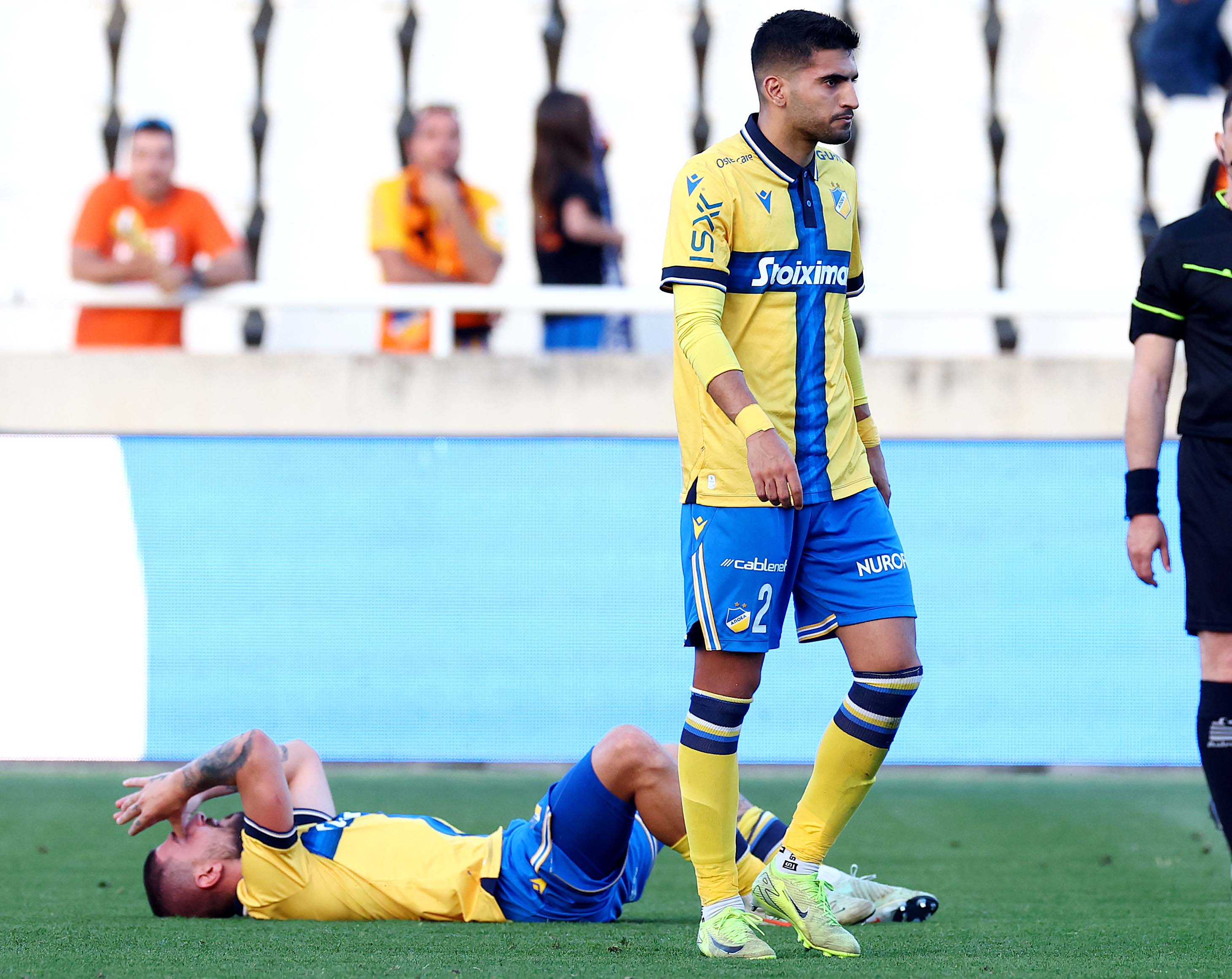 Δεν το πίστευαν μετά το 3-3 οι παίκτες του ΑΠΟΕΛ - ΦΩΤΟΓΡΑΦΙΕΣ