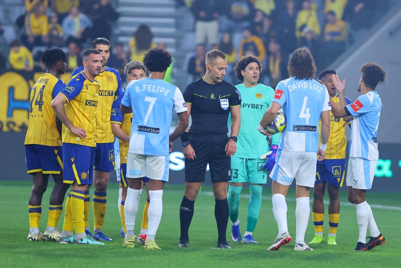 ΛΕΒΕΝΤΗΣ: «Διαιτητές και VAR καμικάζι  από την «ποδοσφαιρομάνα» Εσθονία με μηδαμινή εμπειρία - Σκανδαλώδης απόφαση το 0-2»