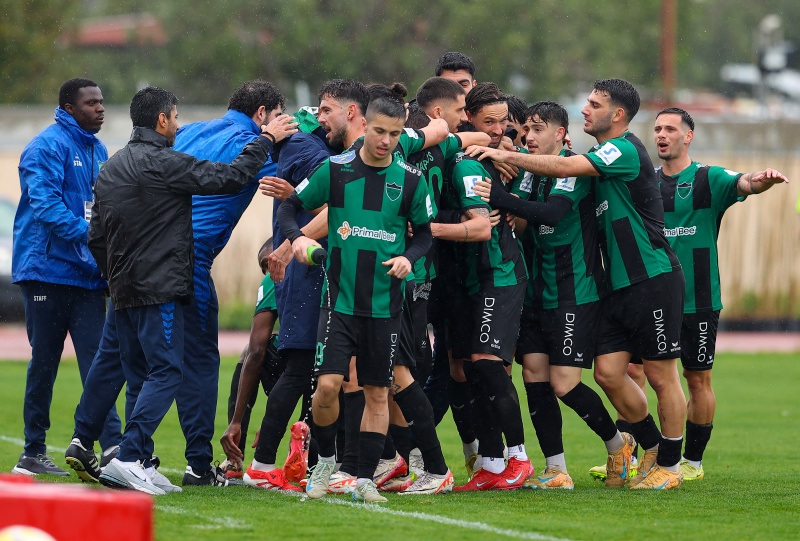 Έκανε το... καθήκον του ο Ολυμπιακός στο Παραλίμνι και ανάσανε βαθμολογικά στο ντεμπούτο Πολυκάρπου