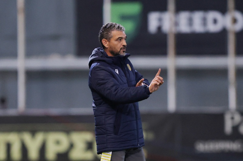 ΜΑΡΤΙΝΣ: «Ήμασταν απλά 11 παίκτες στο γήπεδο - Θέμα νοοτροπίας, αναλαμβάνω την ευθύνη και απολογούμαι στον κόσμο»