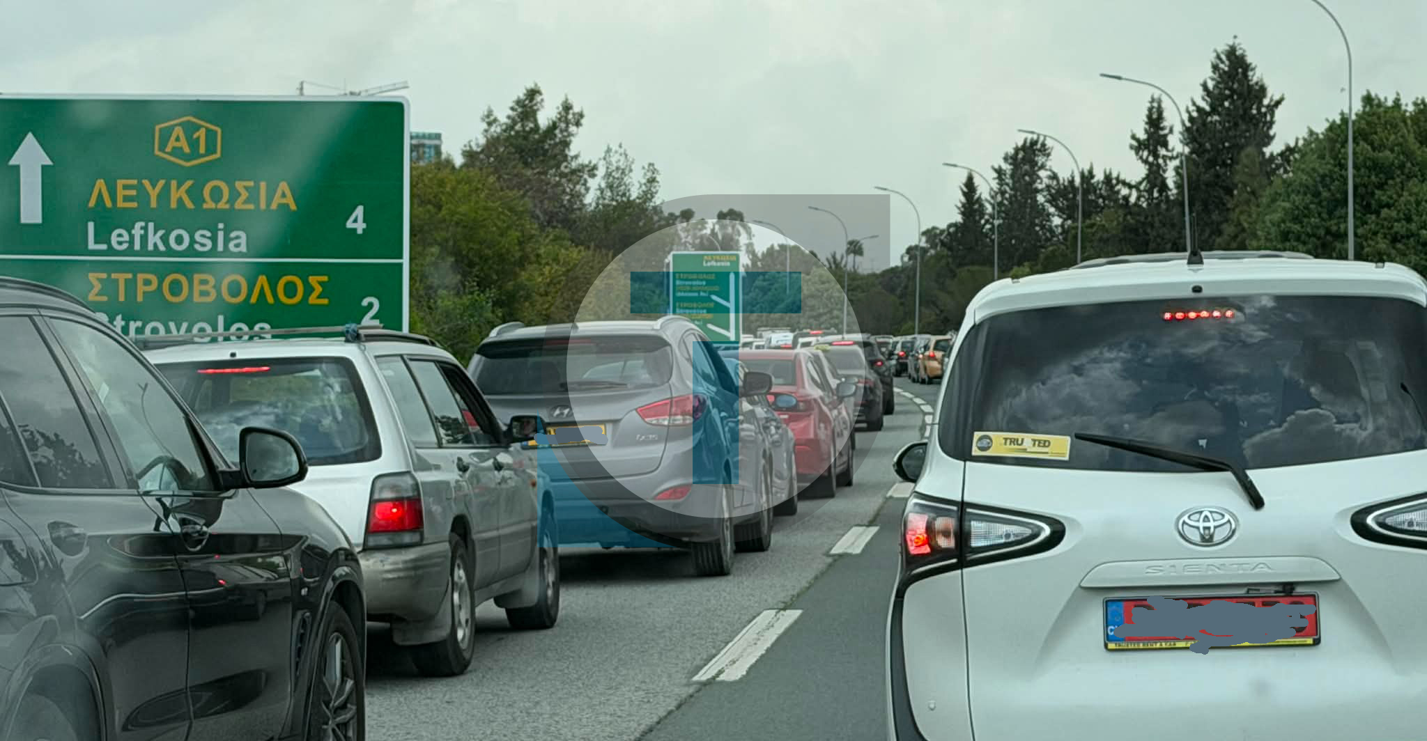 Μπλόκαραν την είσοδο της Λευκωσίας οι κτηνοτρόφοι - Ουρές χιλιομέτρων τα αυτοκίνητα -Δείτε φωτογραφία