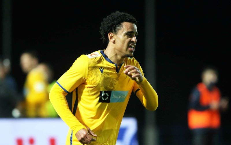 Όταν ο Μαέ ήρθε για «ένα ψωμί κι ένα χαλλούμι» στην ΑΕΛ! 