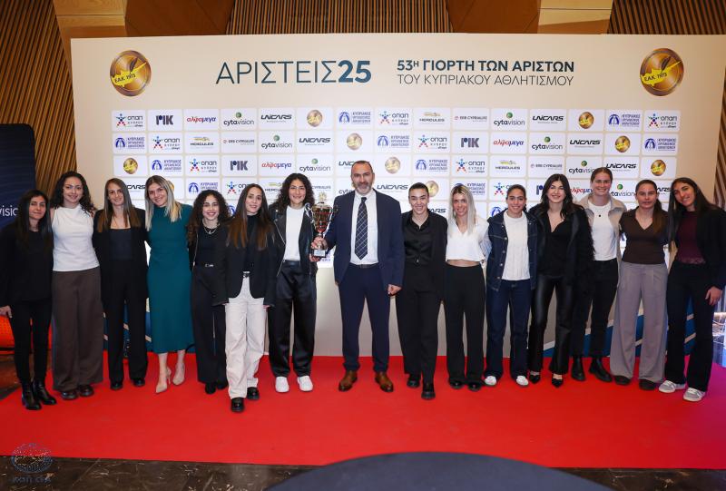 Εθνική Γυναικών: Ψηφίστηκε στις κορυφαίες ομάδες της χρονιάς