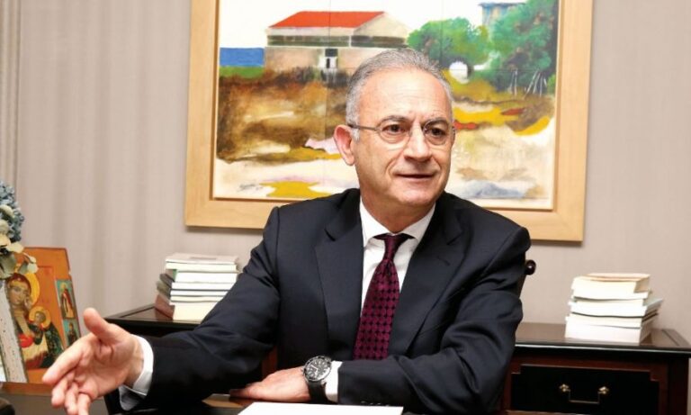 Αβέρωφ Νεοφύτου: «Η Κύπρος πλουσιέυει, δυστυχώς όμως οι Κύπριοι φτωχαίνουν»
